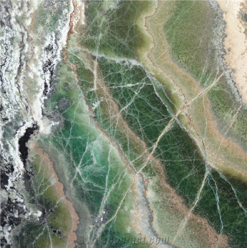 Onice Smeraldo Tile