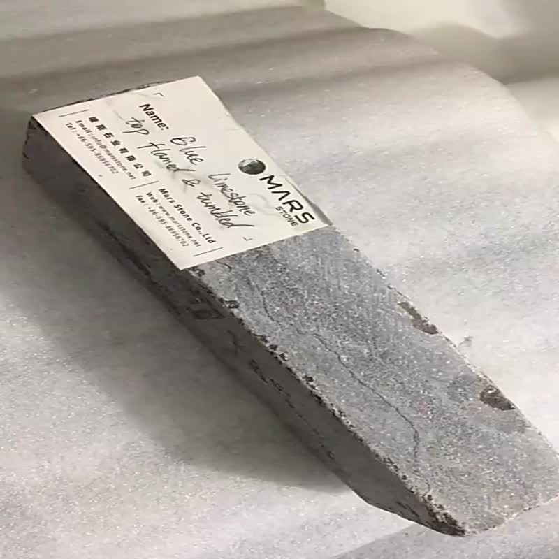 China Antique Honed Natural Limestone Flooring Tiles