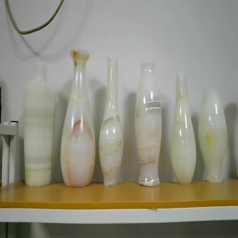 Light Green Onyx Stone High Polishing Design Onyx Vase
