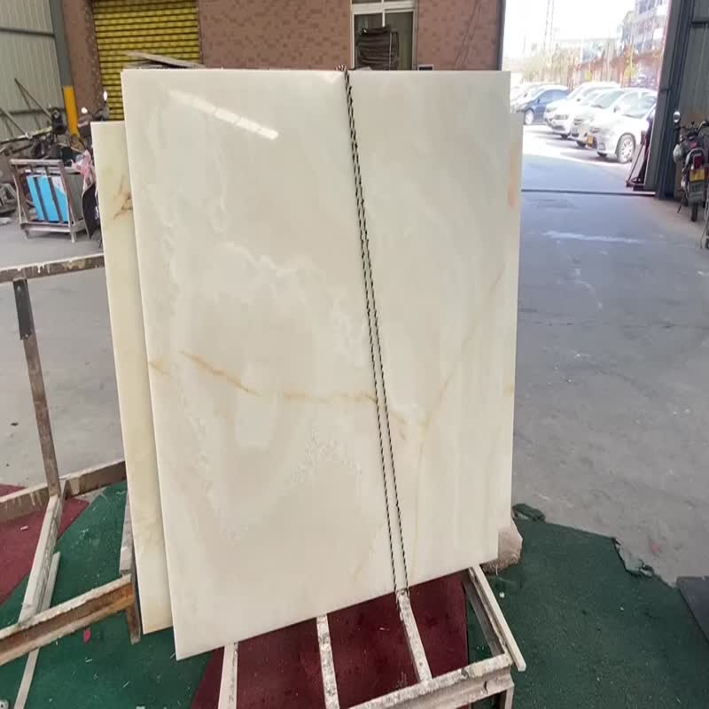 Lightweight Translucent Onyx Honeycomb Panels