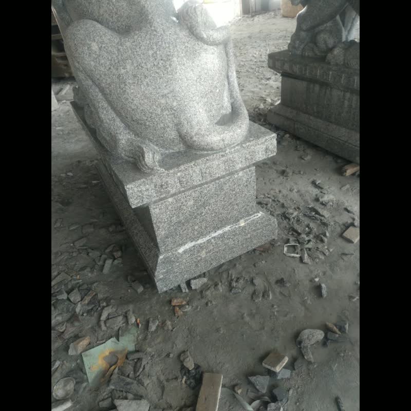 Large Sculpture Animal Granite Lion Statues