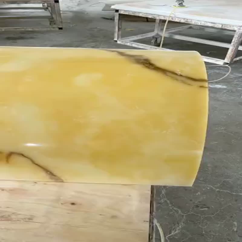Translucent Alabaster Columns Curving Onyx For Home Decor