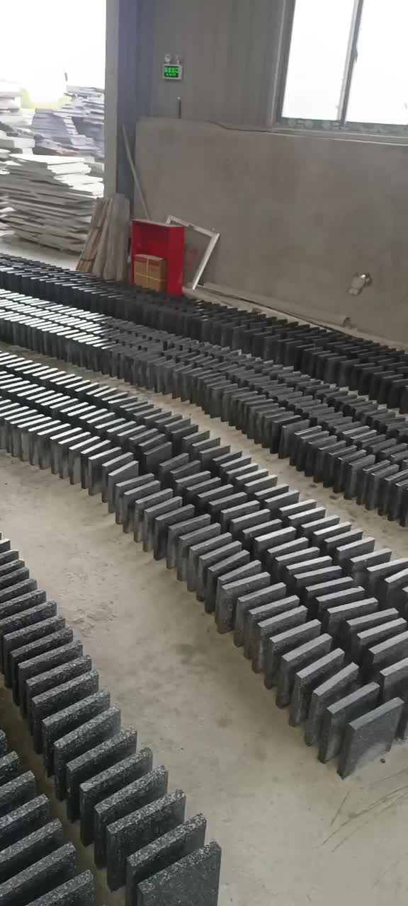 Dark Grey Granite Cobbelstone Bushhammer Granite Paver Stone