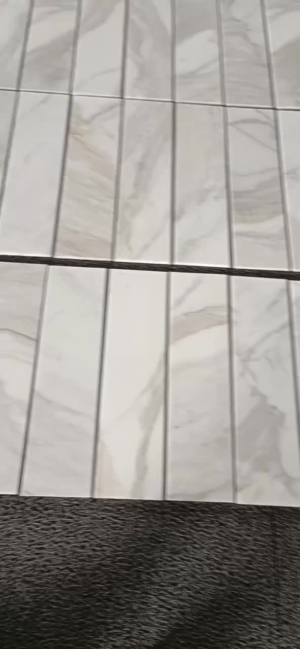 Luxury Bookmatch Mirror Calacatta Gold Marble Wall Cladding