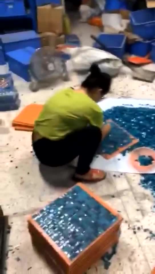 Color Ceramic Glass Shell Ceramic Stone Mosaic Tile Pattern, Glass Mosaic Picture