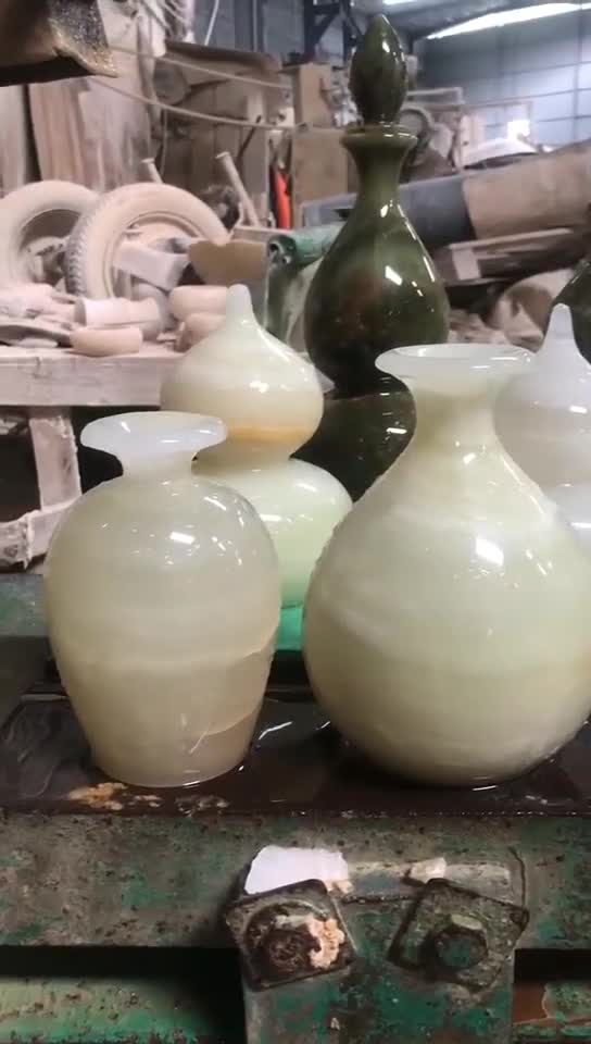 Onyx Vase