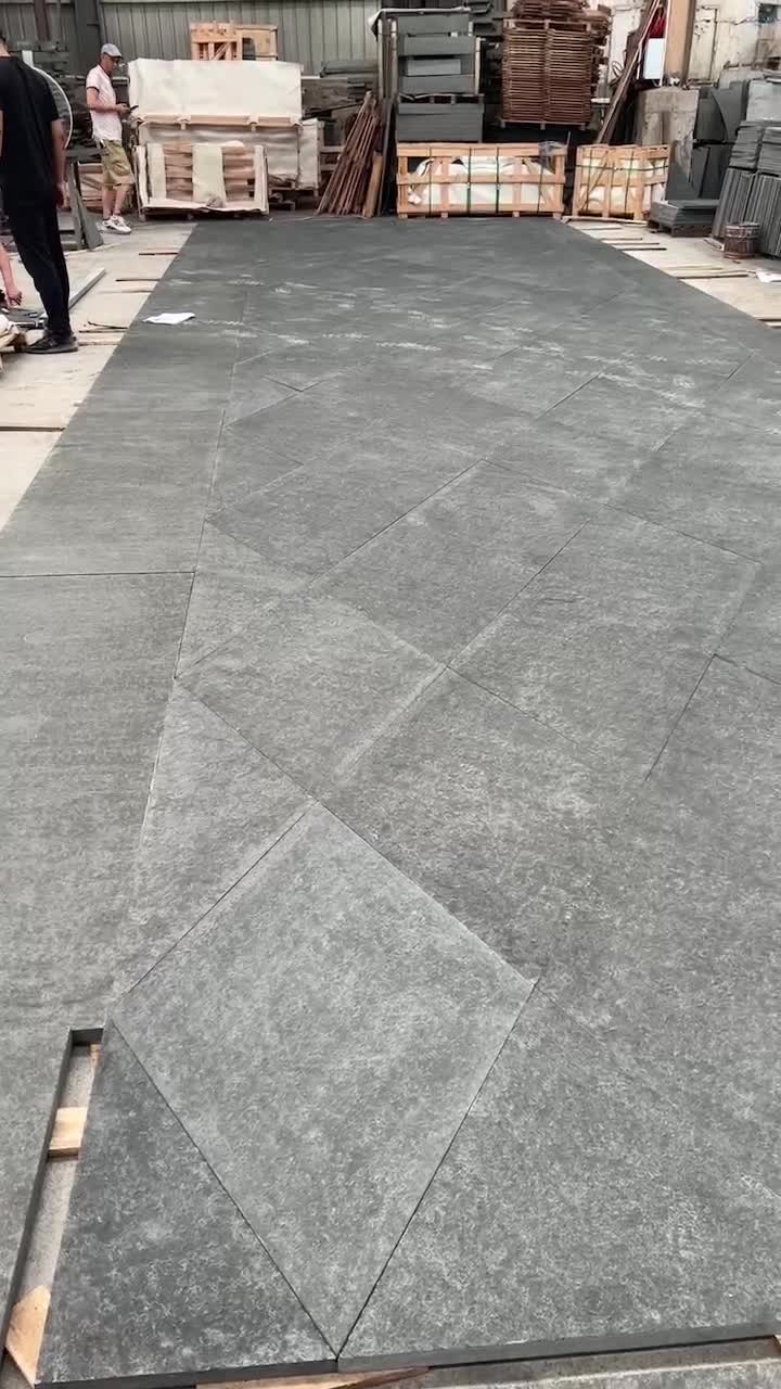 Mongolian Black Basalt Flamed Outdoor Floor Tiles
