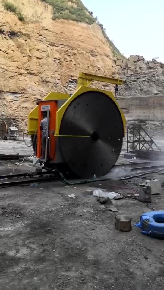 YZK1360/1900-3600 Double Disc Stone Quarry Machine