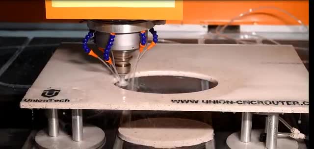 UT3015ATC CNC Working Center