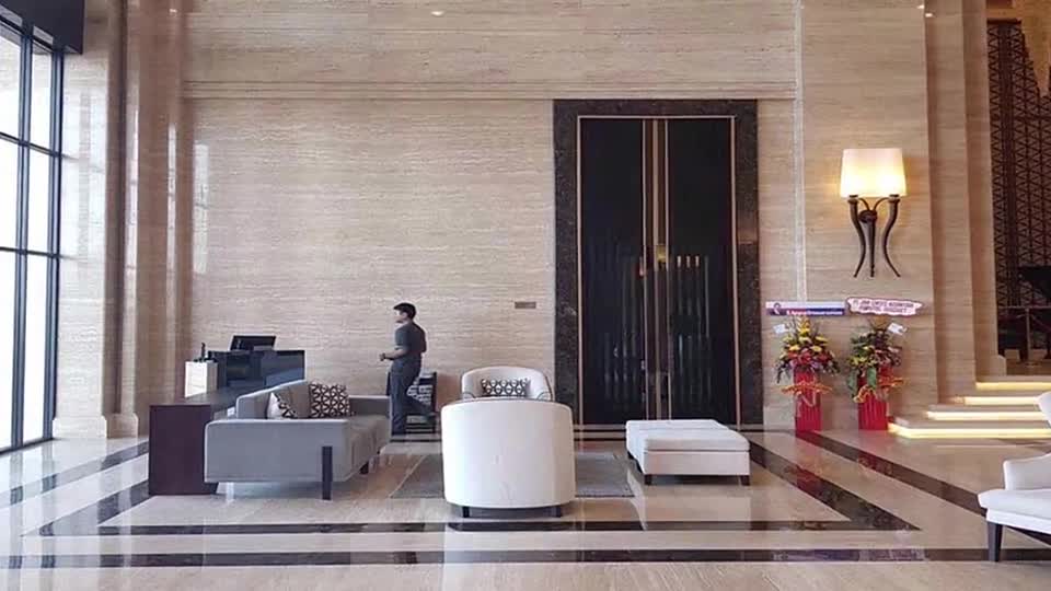 China Beige Natural Limestone Slabs