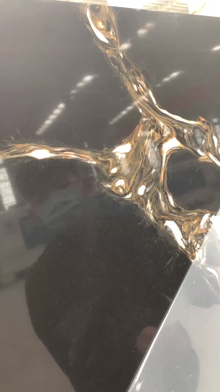 Black Color Calacatta Quartz Slab Golden Veins