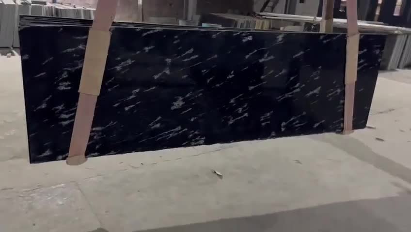 Fish Black Granite Slabs
