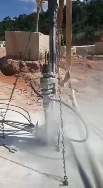 Full Pneumatic DTH Drilling Machine