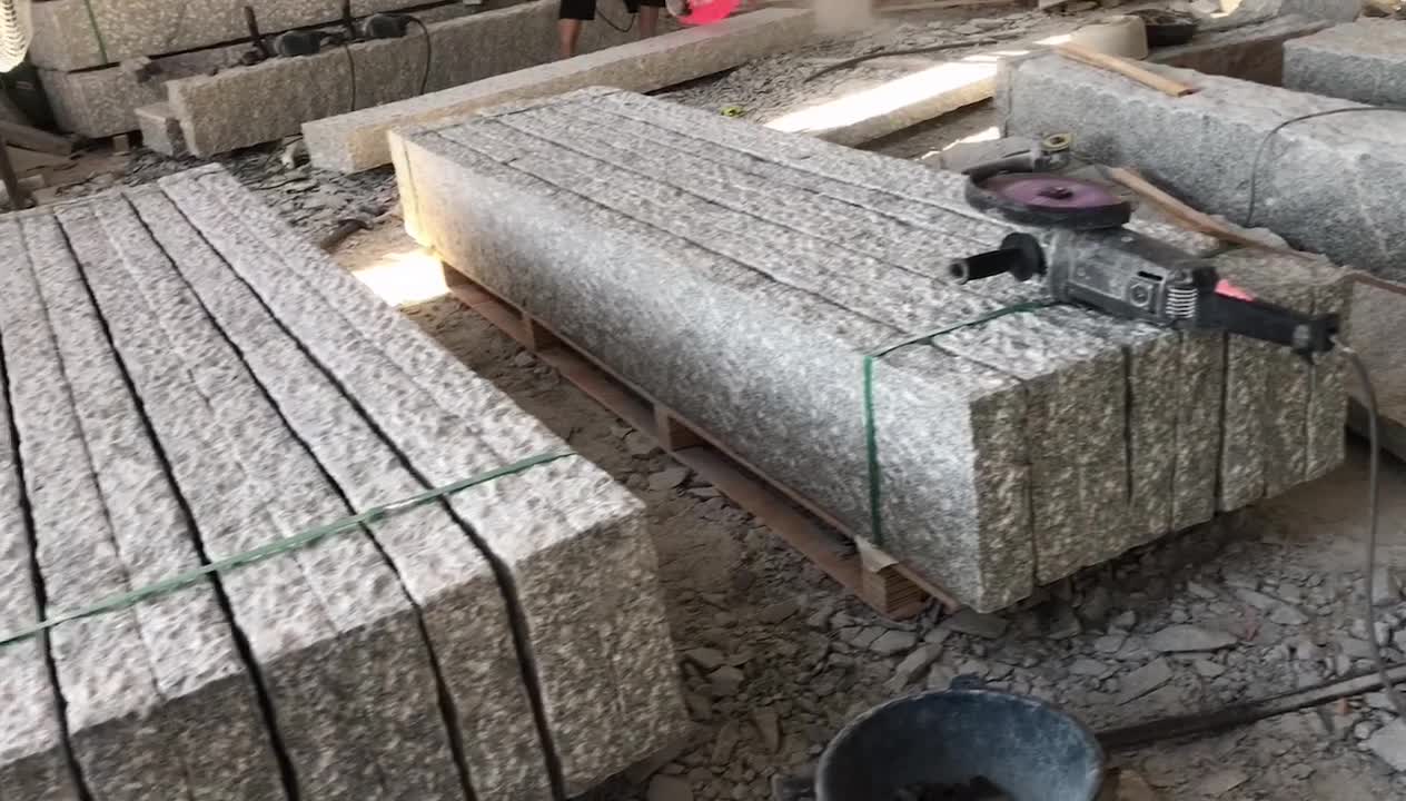 Sesame White Barry Granite G603 Granite Curbstone Pineappled