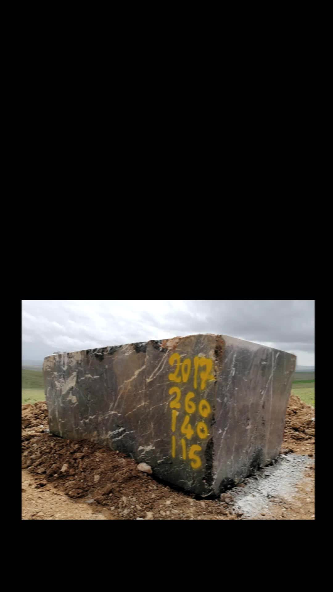 Royal Black Marble Block