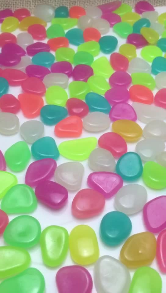High Quality Decoration Luminous Glowing Resin Pebble
