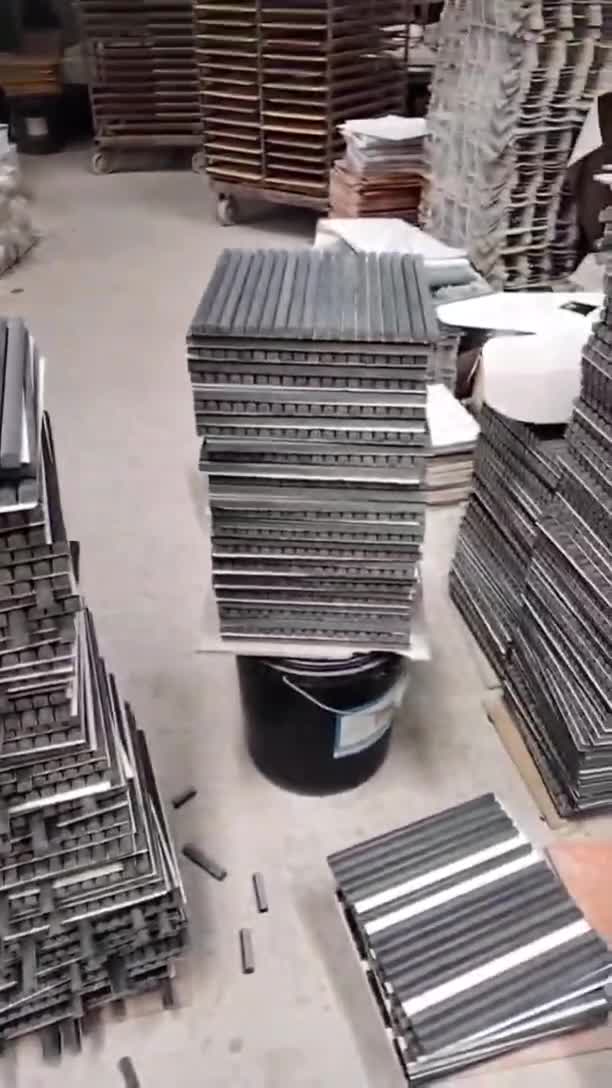 Top Quality Grey Basalt 3D Flute Mosaic Wall Tile Supplier