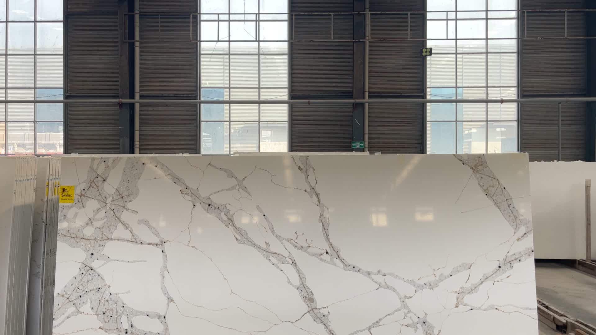 Newest Design Of Quartz Calacatta  Artificial Calacatta