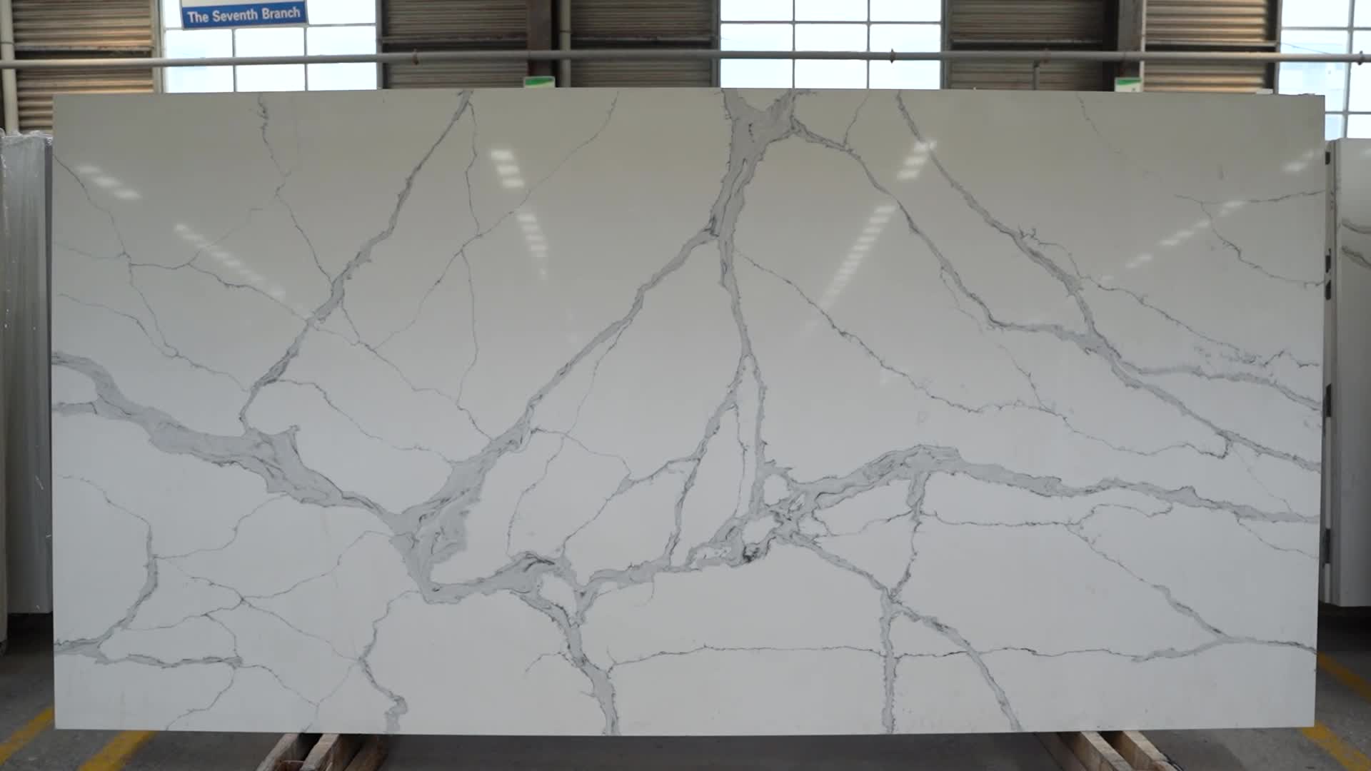 White Quartz Stone Calacatta For Kitchen Quartz Slabs