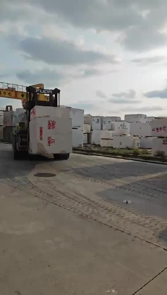 Turkey Beige Moca Limestone Blocks