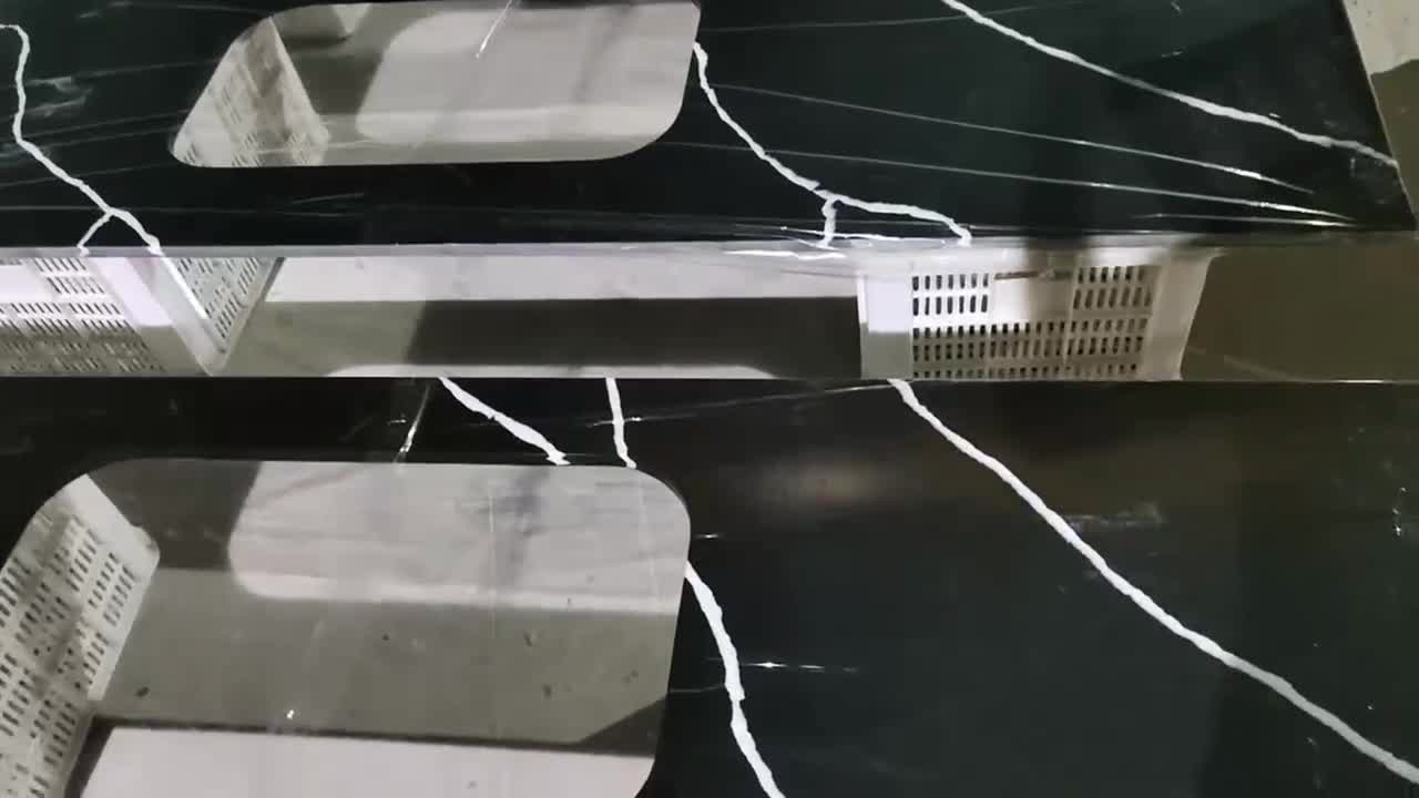 Black  Artificial Quartz Stone Kitchen Countertops Xuri