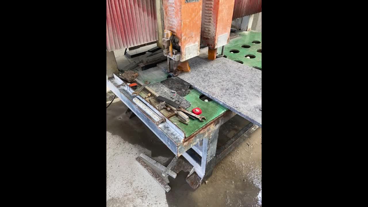 G687 Granite Tiles