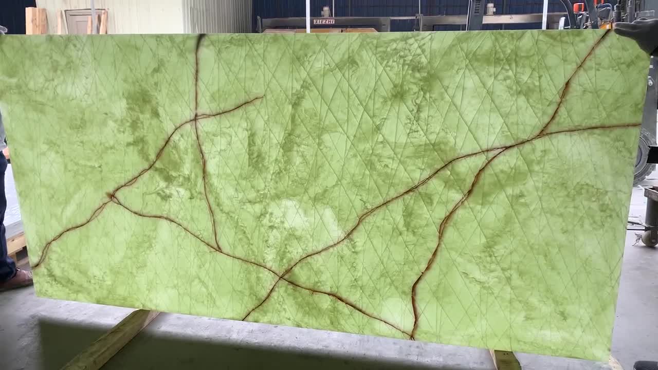 Translucent Engineered Stone Green Alabaster Wall Panel