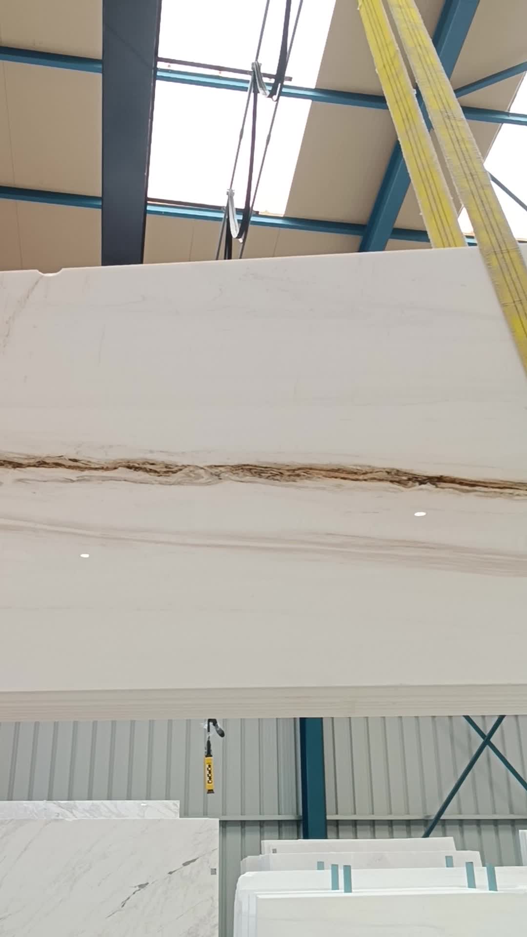 Thassos Vena Oro 2703 Marble Slabs