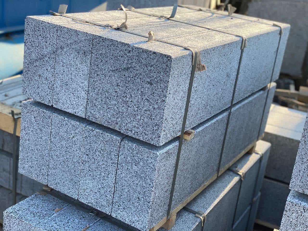Ukrainian Granite White House  Block Steps