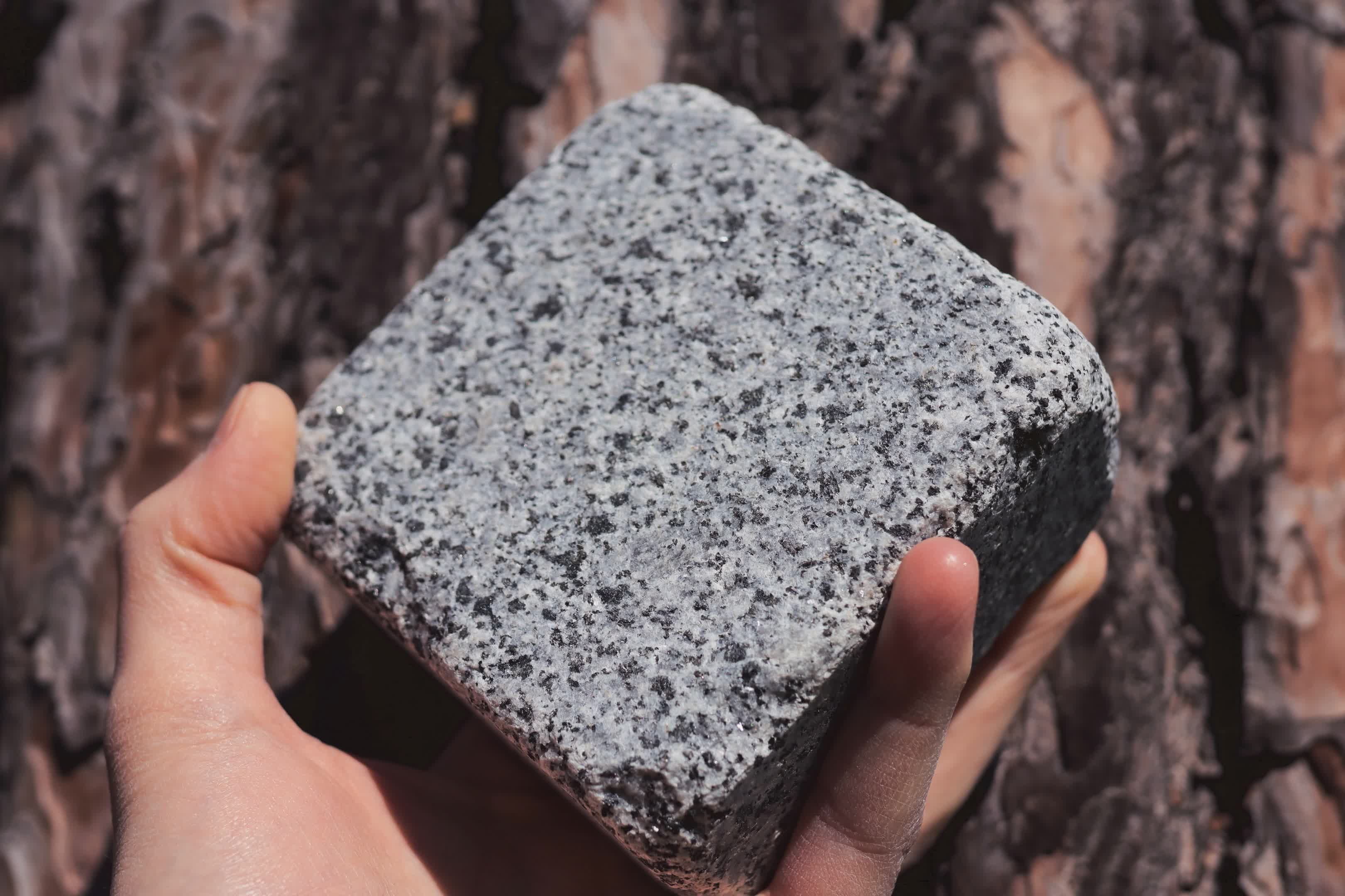Ukrainian Granite White House Sawn-Tumbled  Cubes