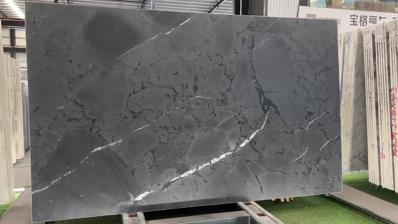 Calacatta Black Quartz Slabs