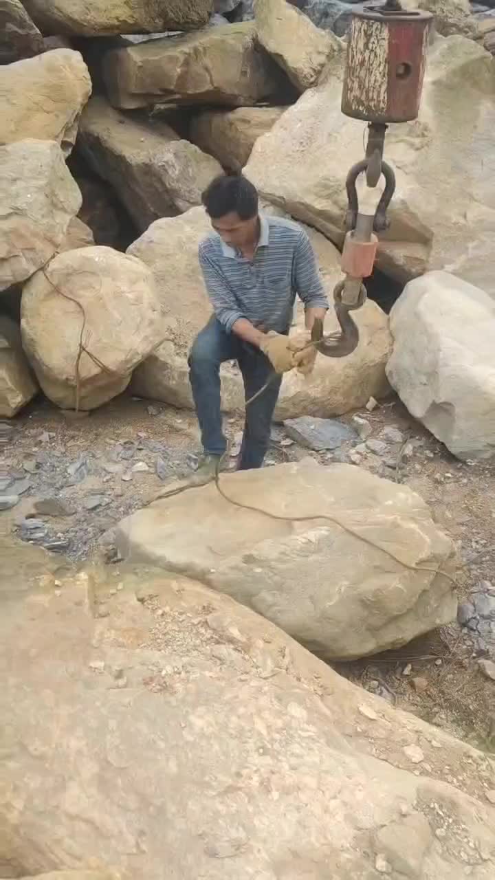 Natural Stone River Landscaping Boulders For Garden