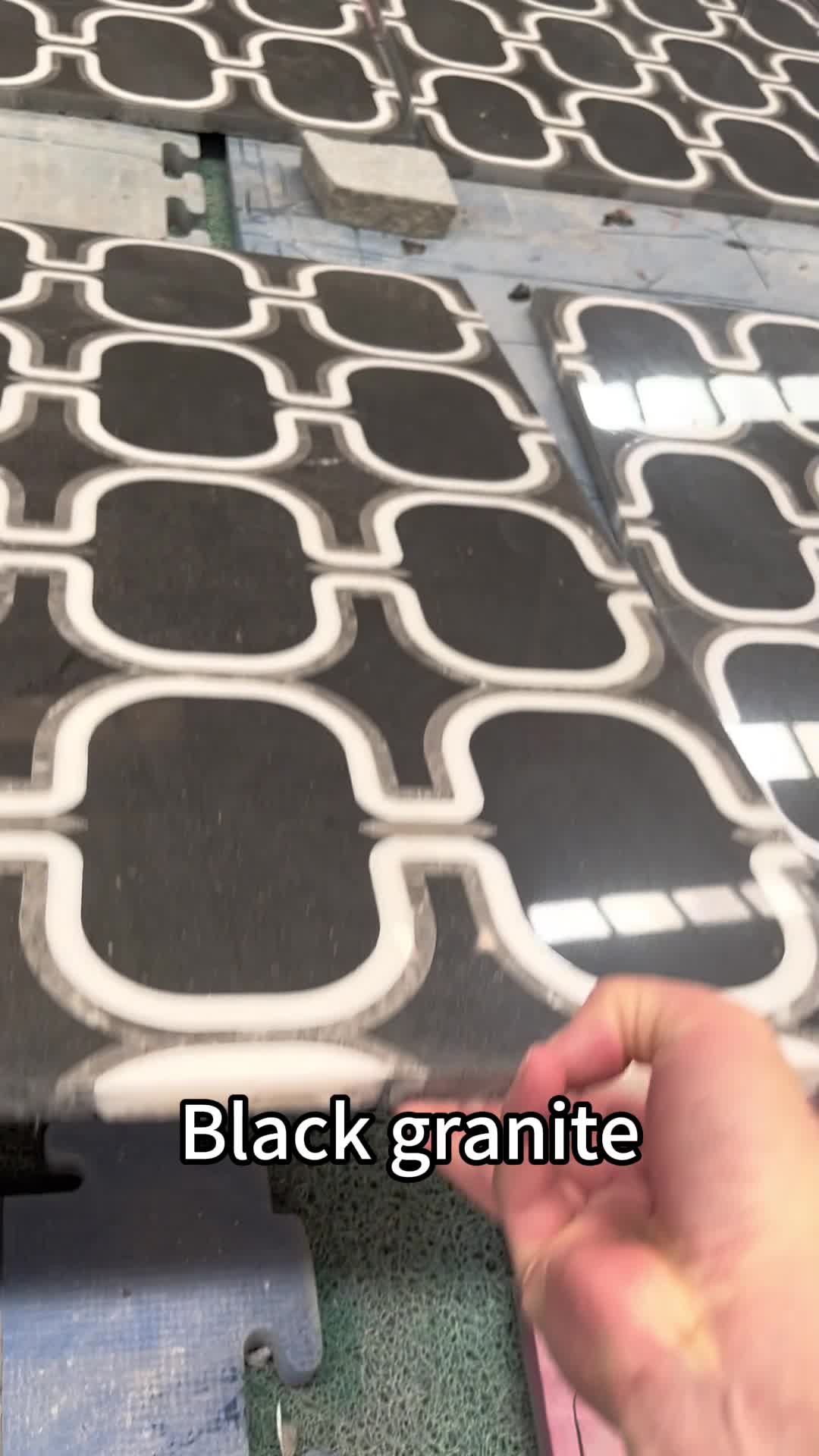 Natural Granite Stone Waterjet Outside Flooring Medallions