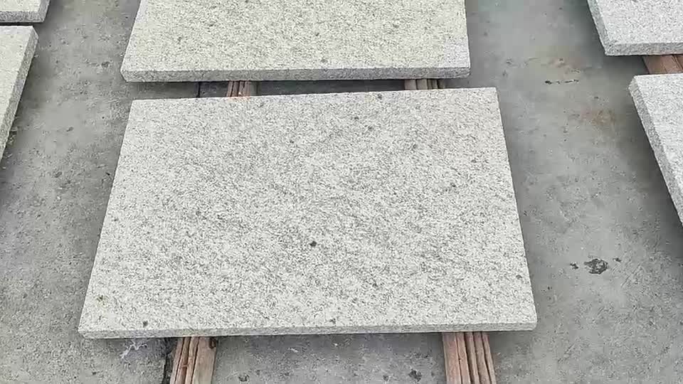 China Natural Yellow Granite Tiles