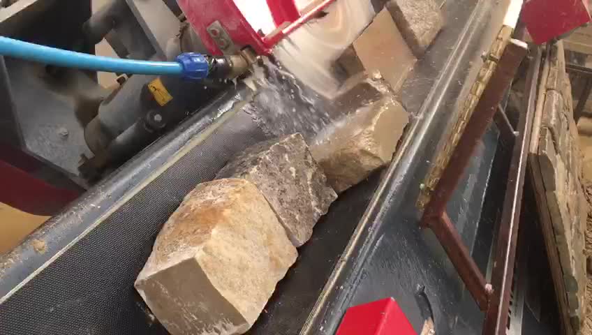 EM25-1 Stone Veneering Machine