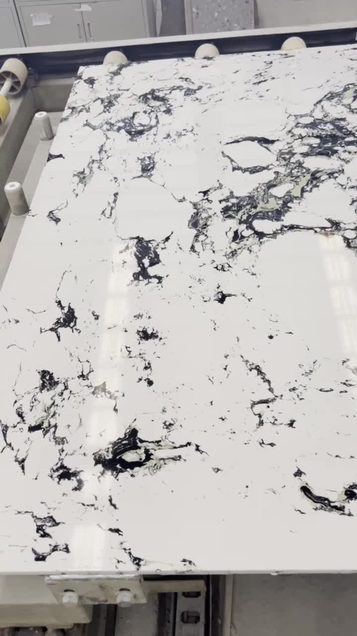 Emerald Black Quartz For Interior Decoration Stone