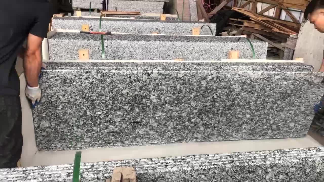 China Wave White Granite Kitchen Countertops
