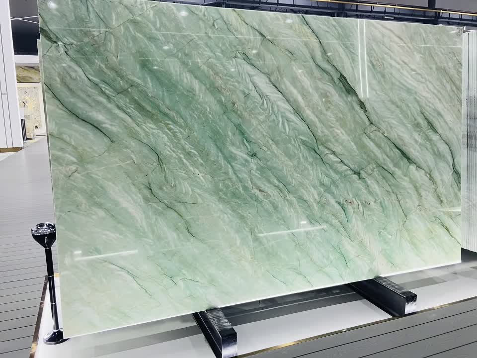 Alexandrita Quartzite Slabs