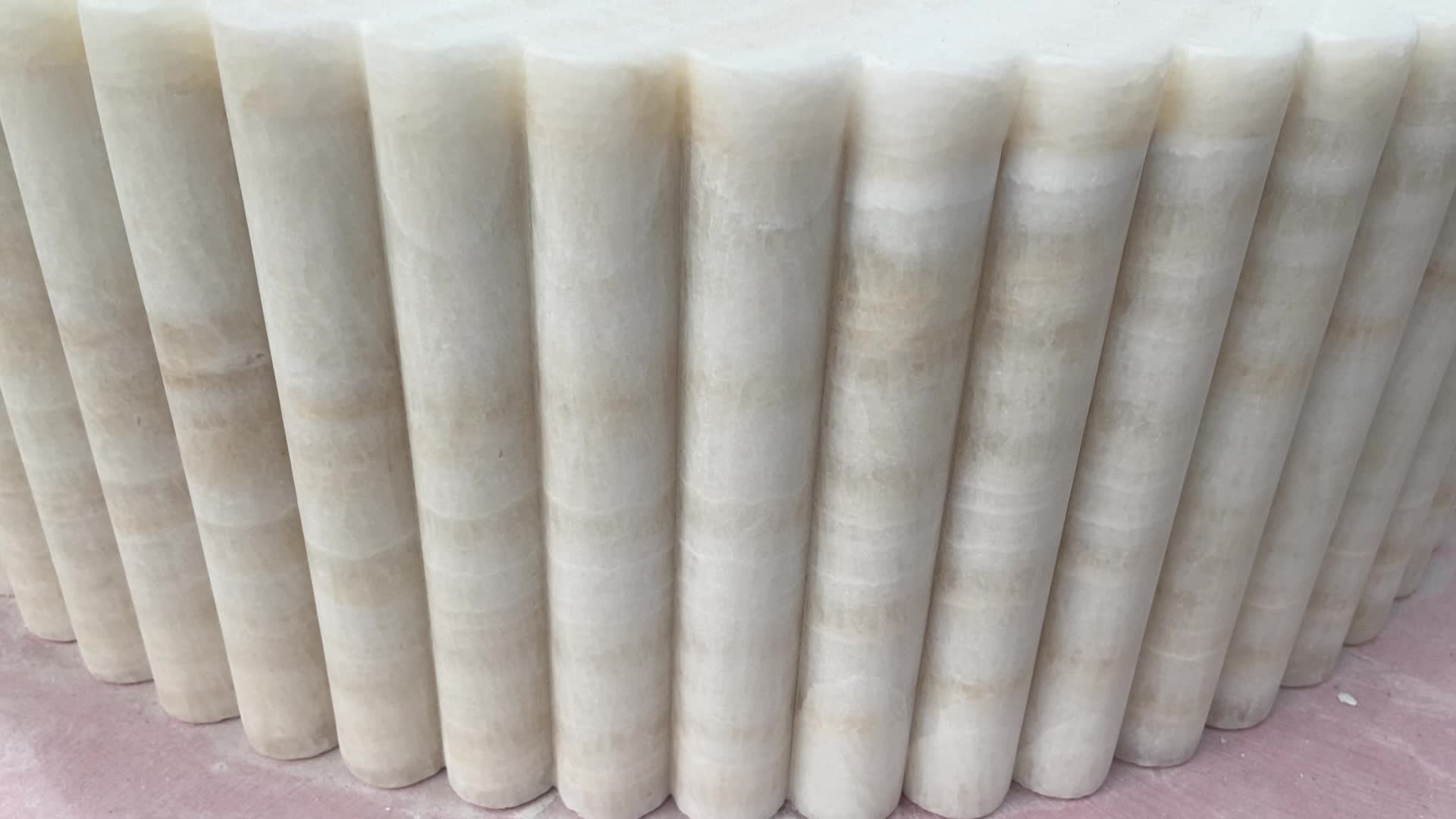 White Onyx Double Sinks In Fluted Edge For Bathroom Vanity