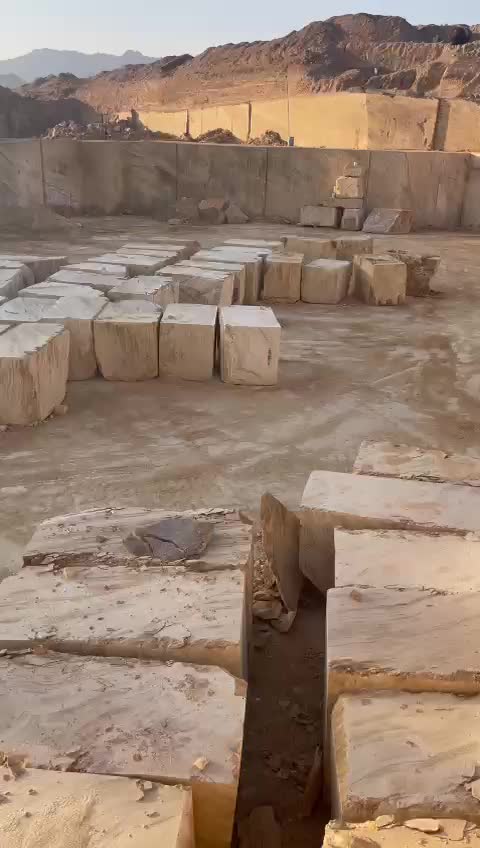 Iran Yellow Travertine Slabs