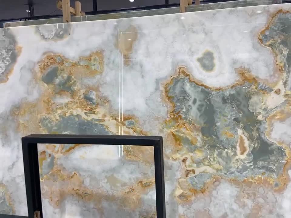 Onice Glaciale Slabs Polished Surface