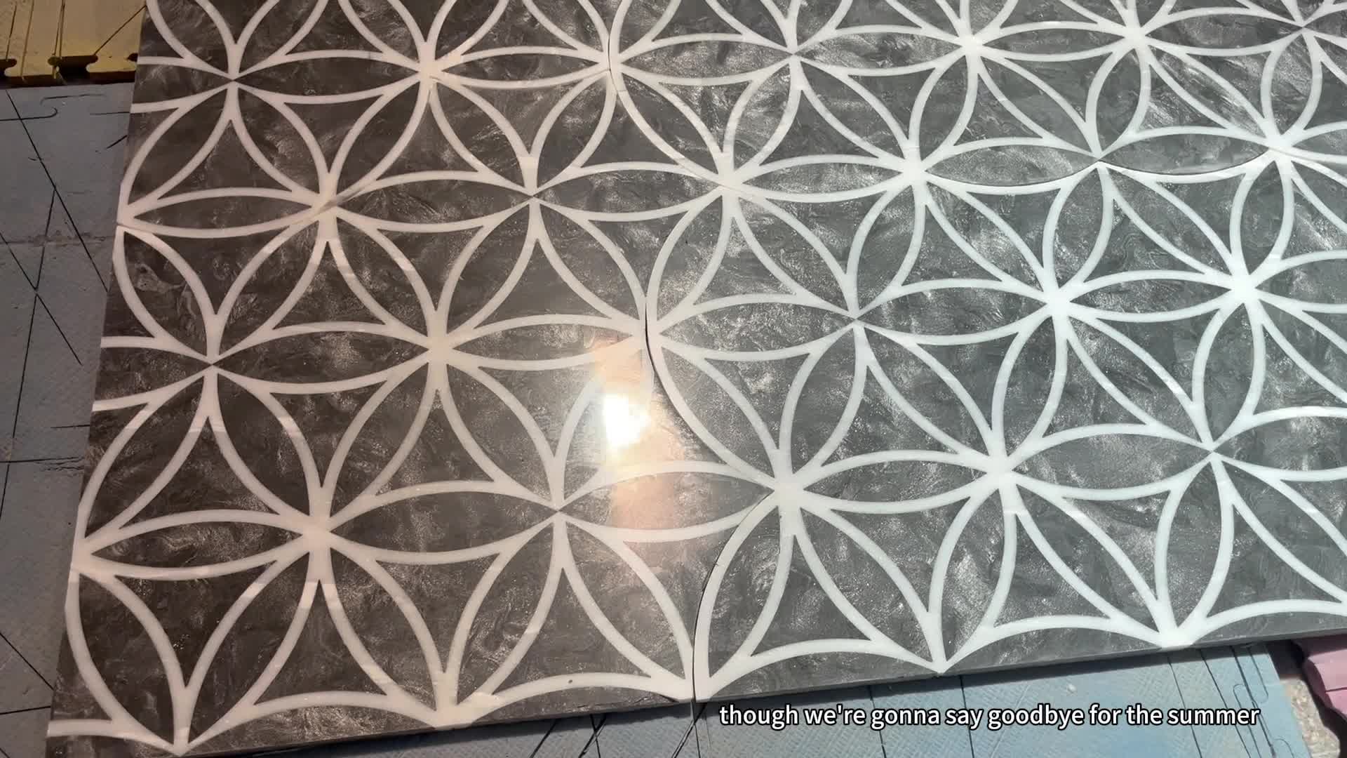 Black Circle Design Natural Water Jet Marble Floor Tiles