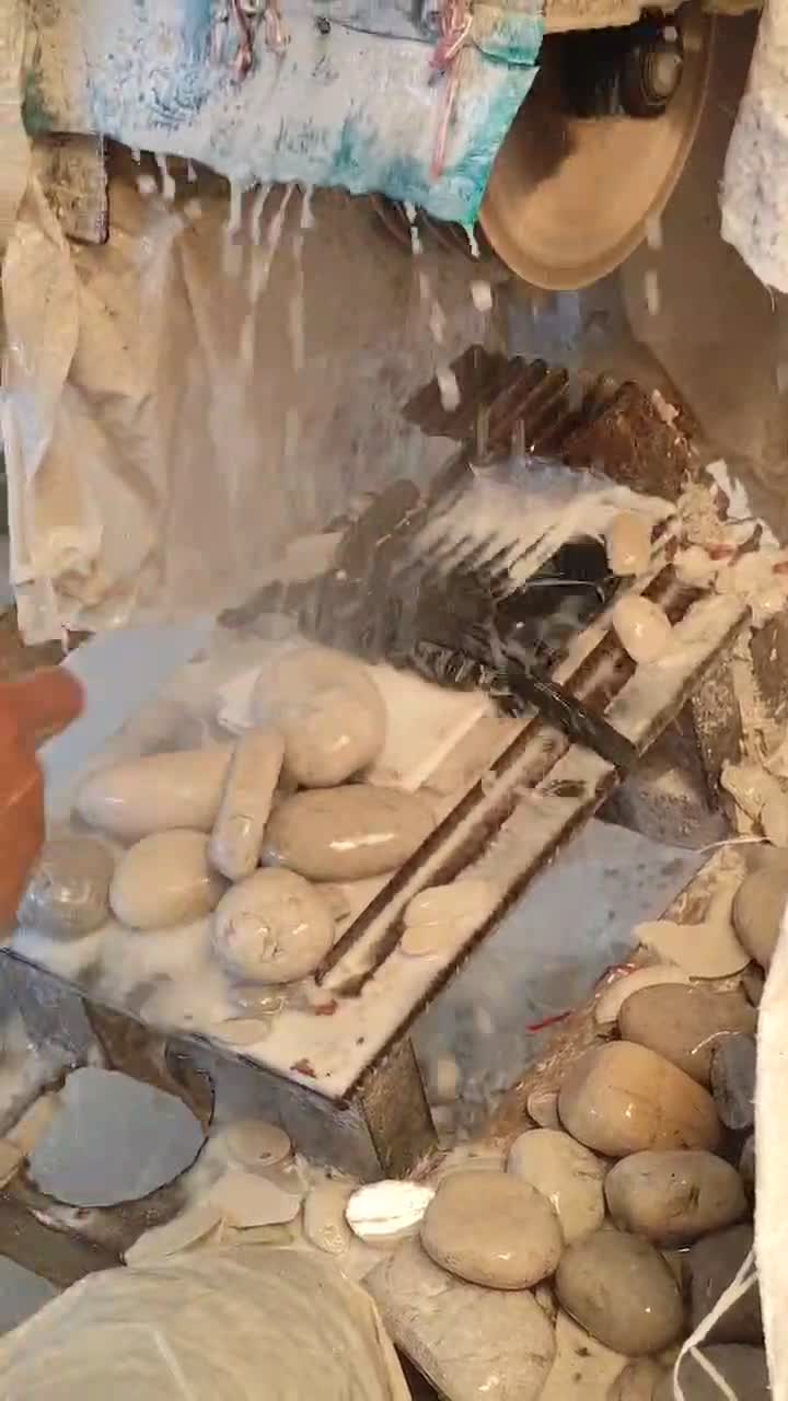 Sliced Pebble Mosaic Tiles
