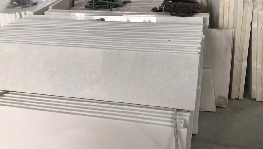 CRYSTAL WHITE MARBLE POLISHED Floor Tile