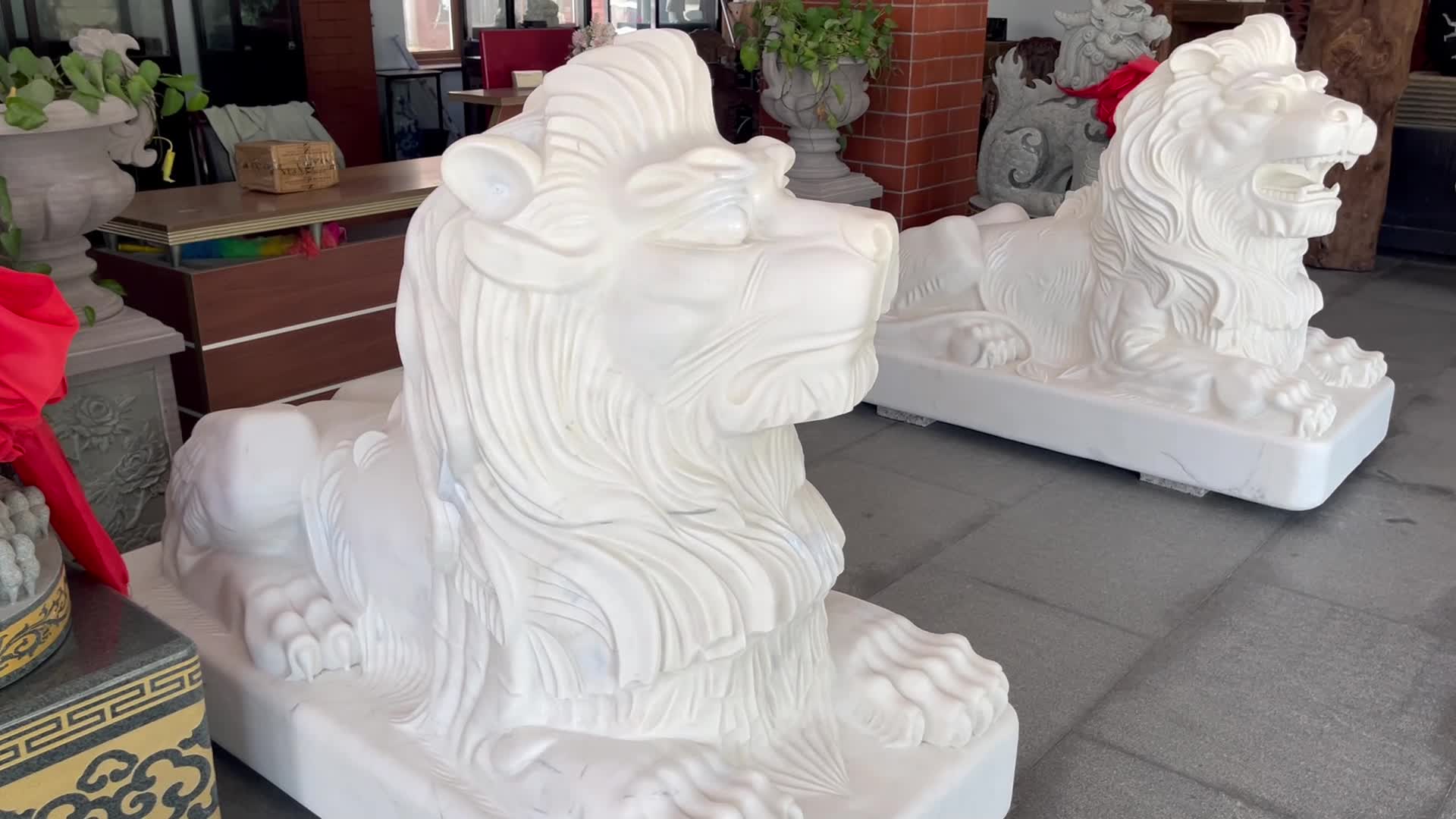 China White Marble Lion Guardian Sculpture