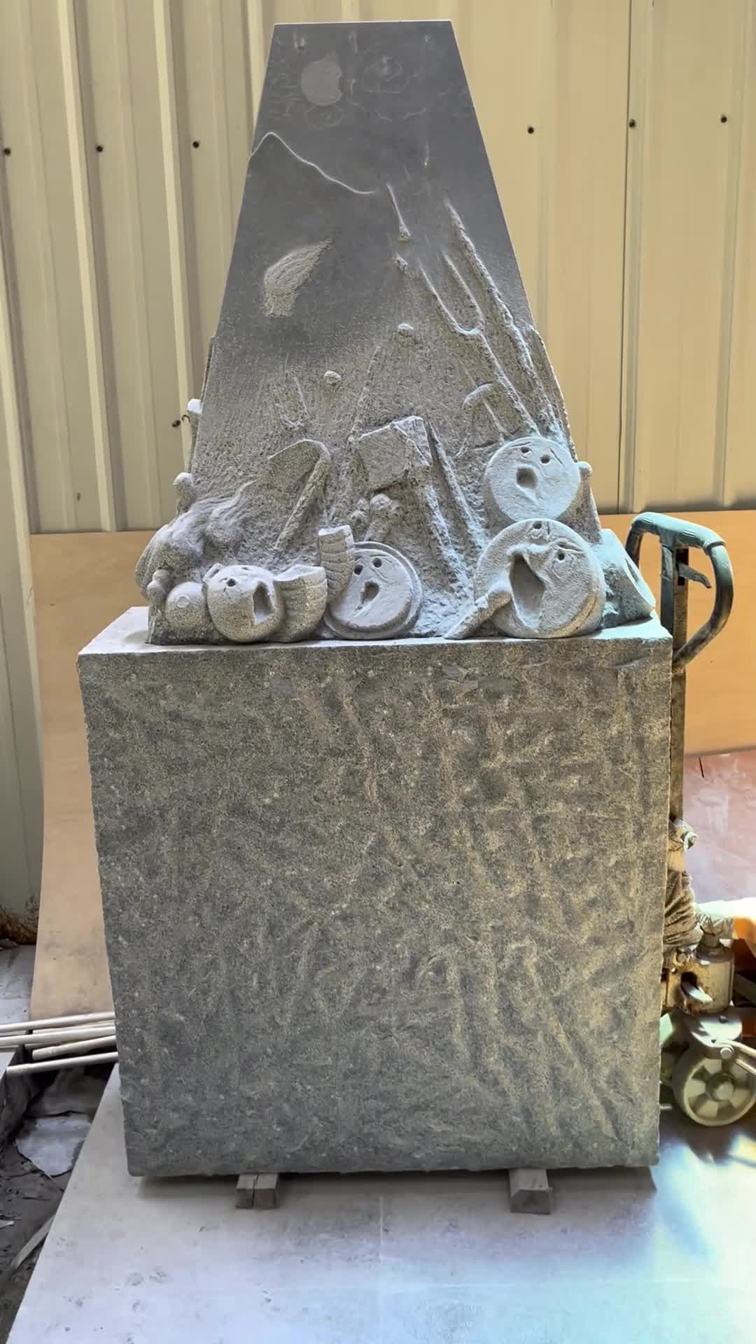 Mountain Design Sense High Relief Sculpture