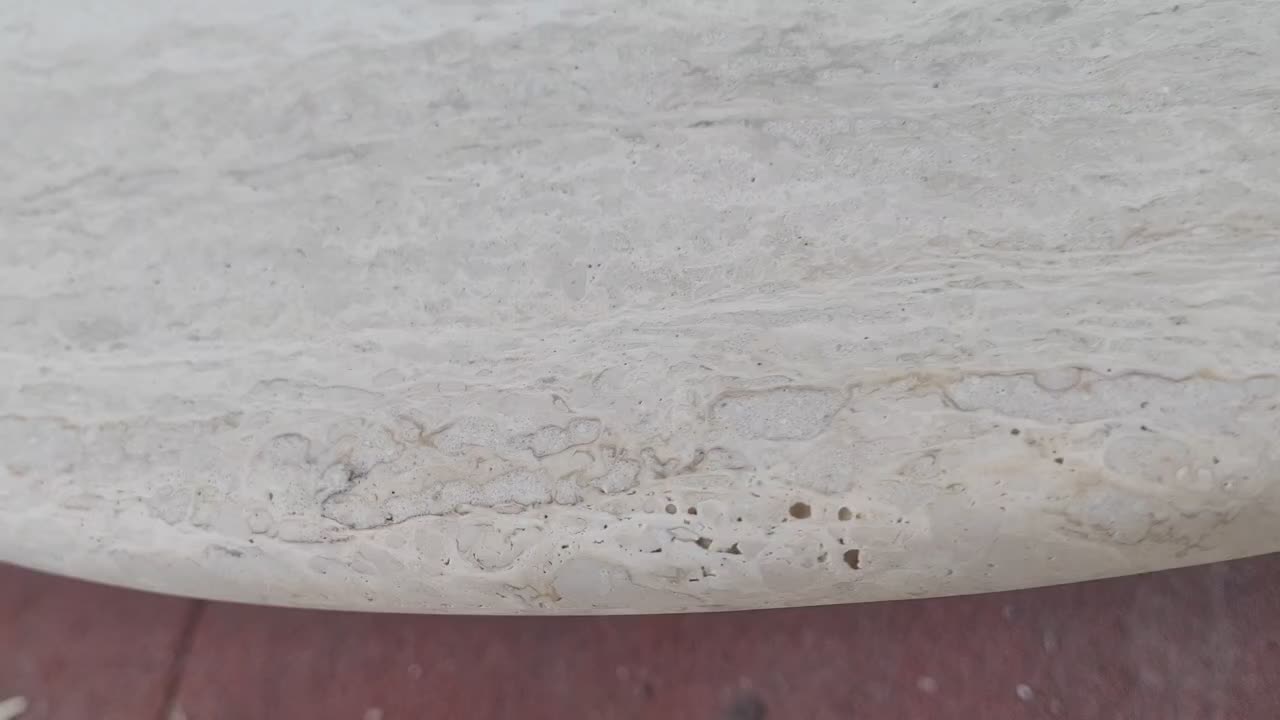 Round Ivory Travertine Dinning Table