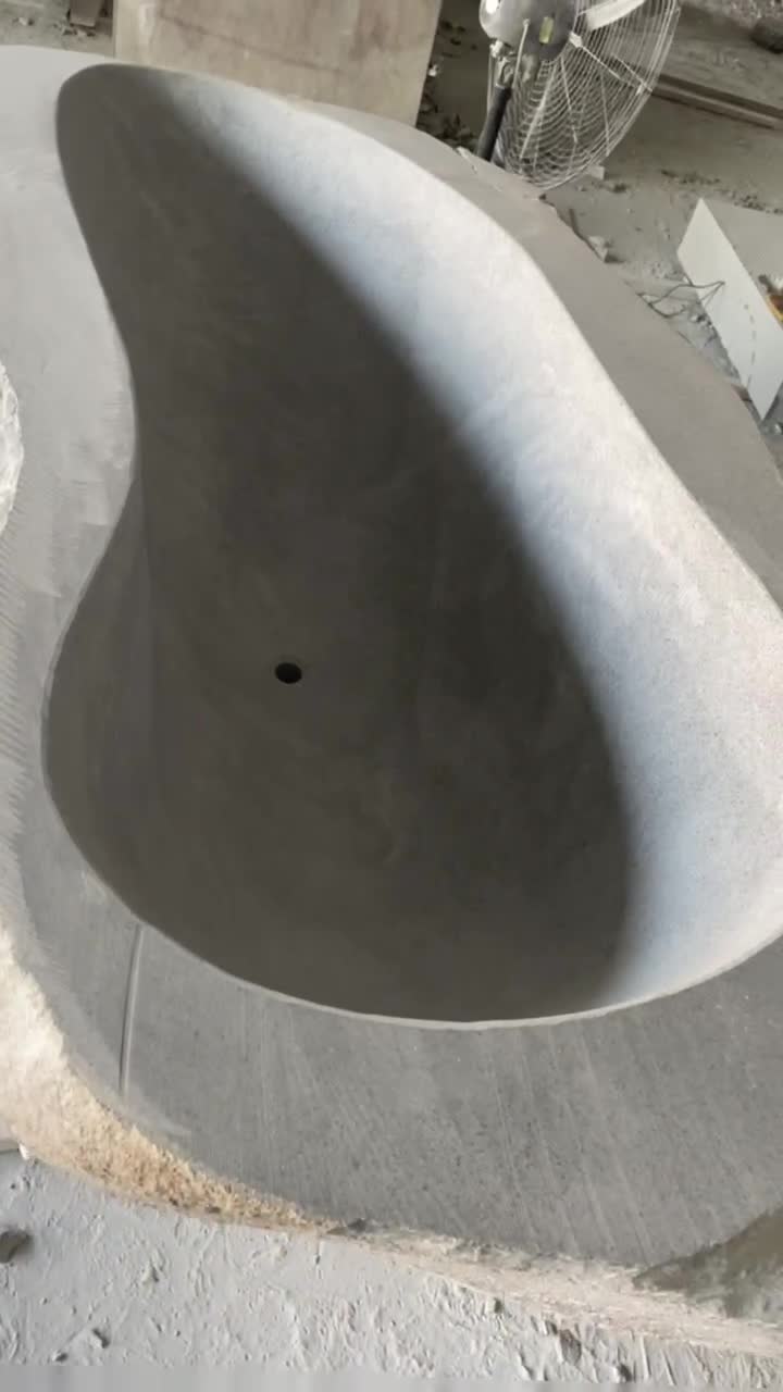 SPA  Tub Custom Design Hainan Grey Basalt River Stone Bathtubs For Resorts