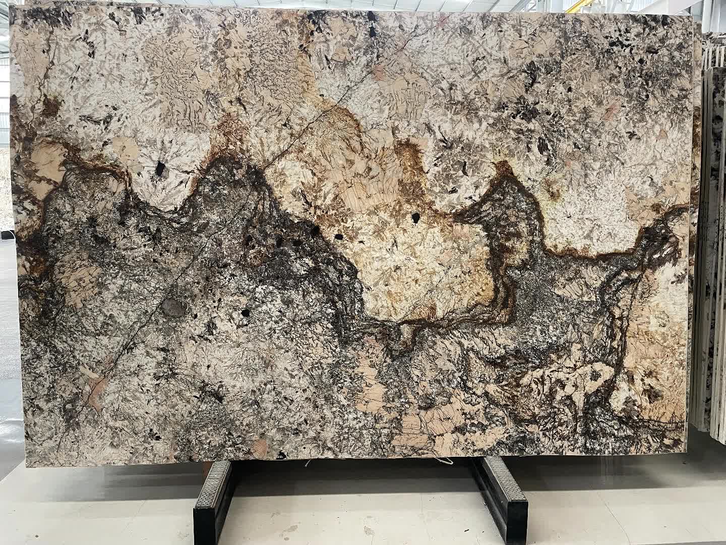 Brazilian Luxury Transparent Quartzite Pandora Slabs