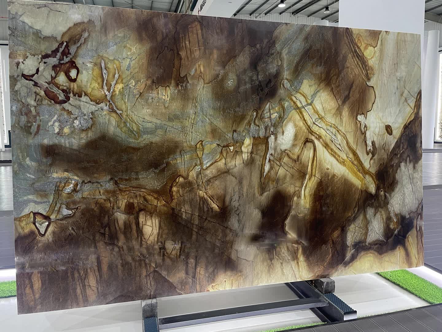 Brazilian Translucent Backlit Quartzite Slabs